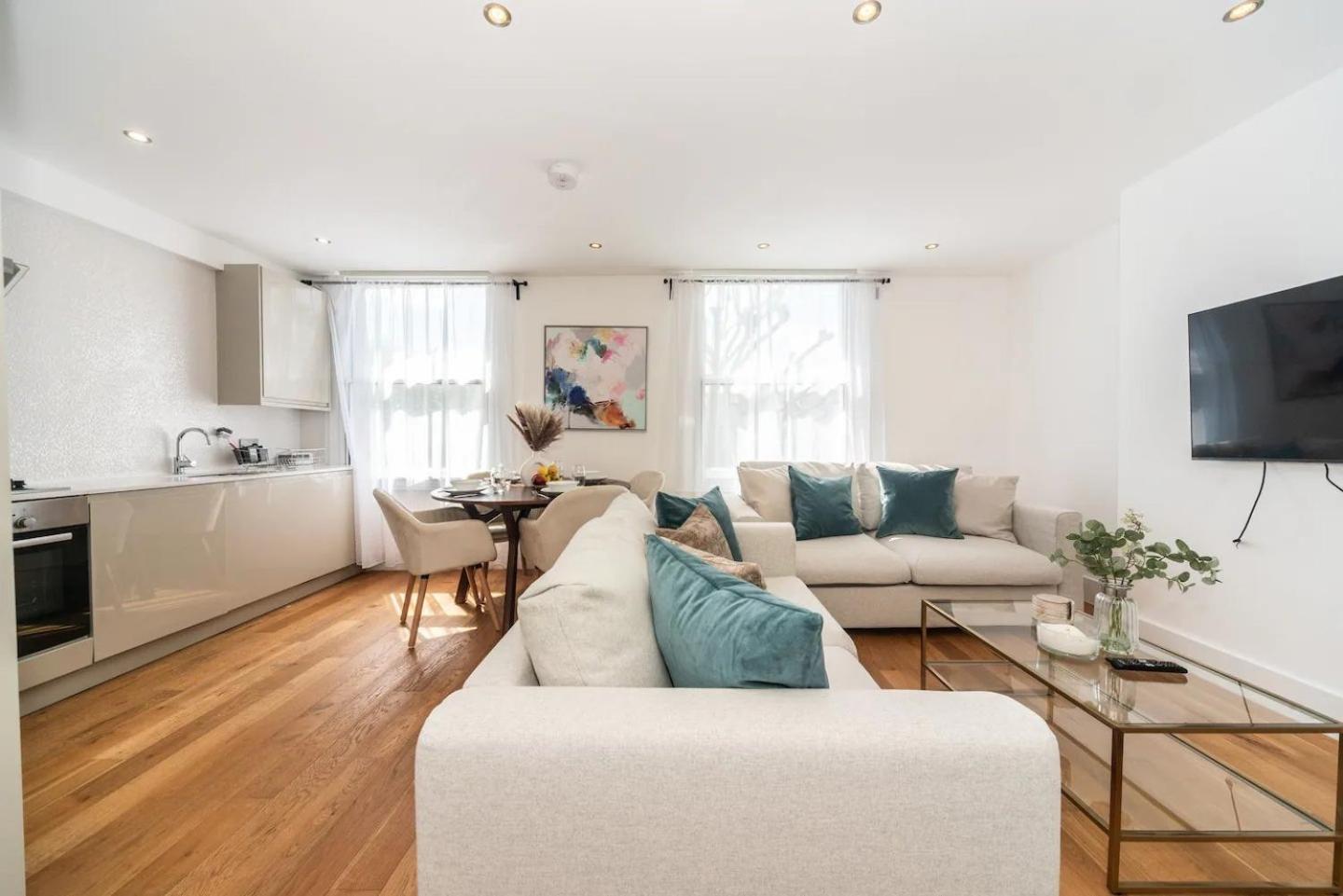 Appartamento Stunning Spacious En-suite Flat - 6 Min To Trains -pass The Keys
